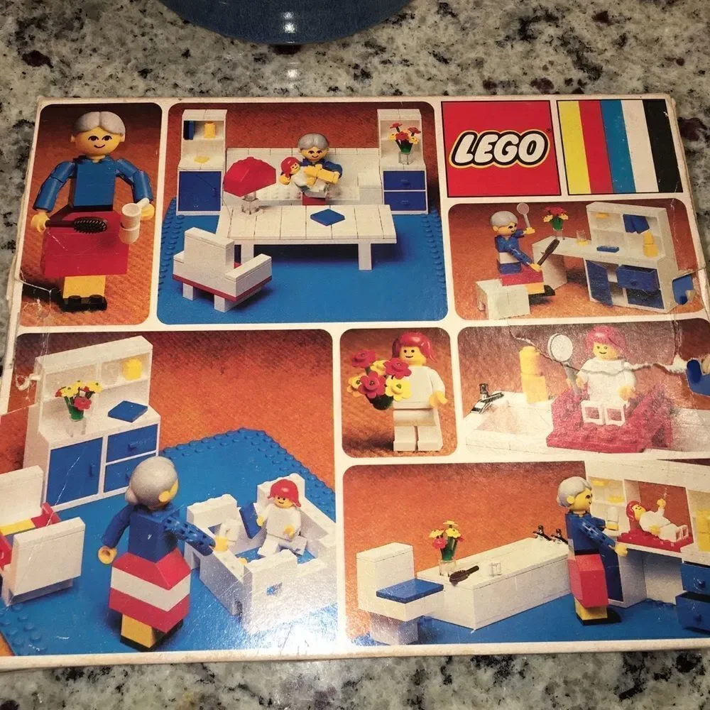 1970’s Vintage Lego Blocks set 261 Bathroom - used damaged box old Deadstock